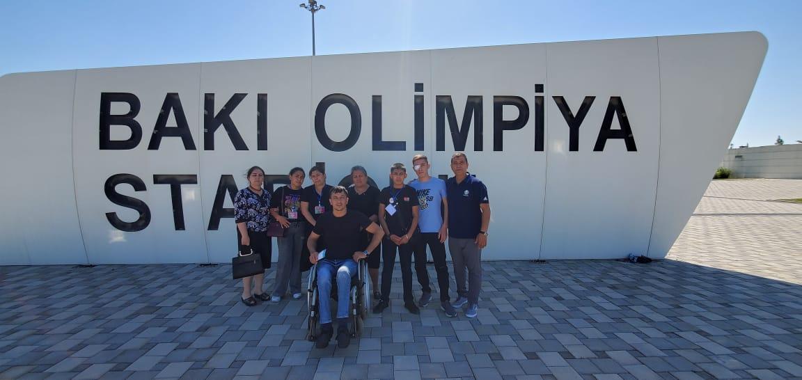 Şəhid ailələri və qazilər Uels -İsveçrə oyununu stadionda izləyiblər